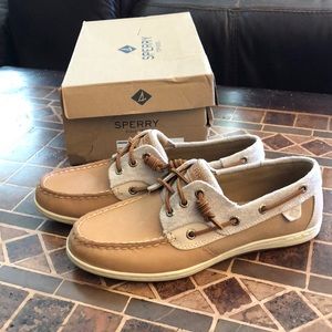 Brand New Women’s 8.5 Sperry!
